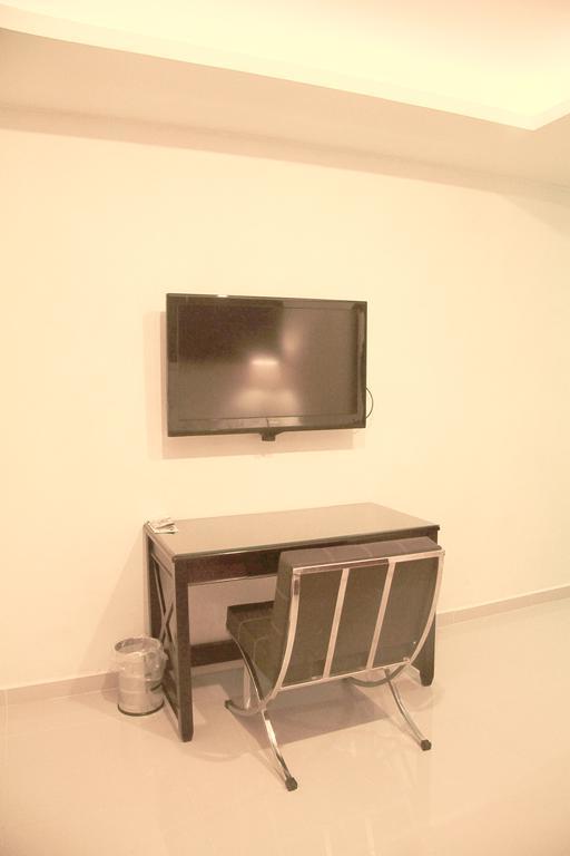 Art Hotel อากวสคาเลียนเทส ภายนอก รูปภาพ