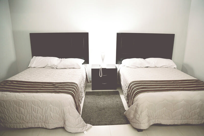 Art Hotel อากวสคาเลียนเทส ภายนอก รูปภาพ